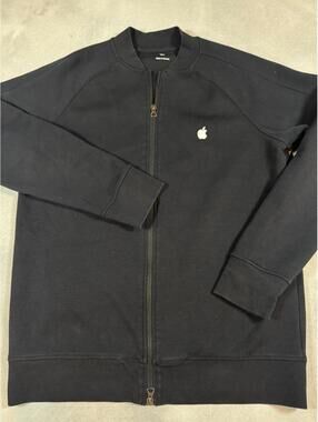 Apple Store Employee Exclusive Black Full Zip Jacket Embroidered Logo Size L